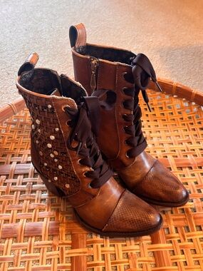 Cuadra Leather and Snakeskin Heeled Boots